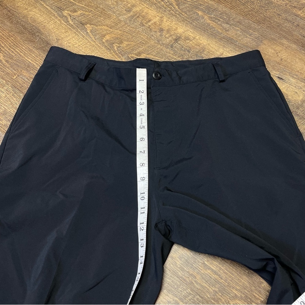 Under Armour Mens Golf Pants 36/32 Black Lightweight Performance Casual Stretch - Picture 3 of 9